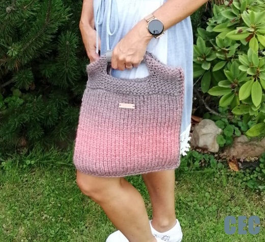 Light pink square - knitted beauty