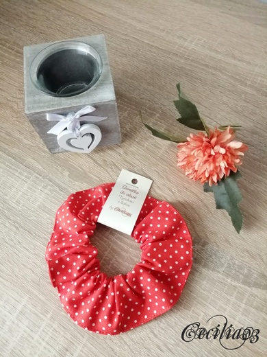 Gumička do vlasů-scrunchies