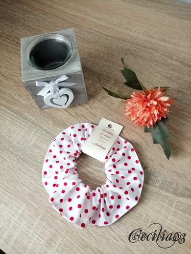 Gumička do vlasů-scrunchies