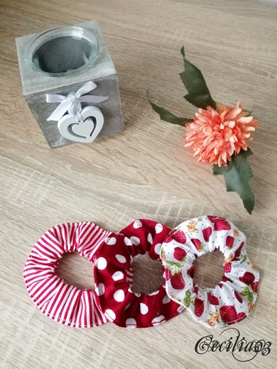 Gumičky do vlasů/scrunchies - hotové výrobky